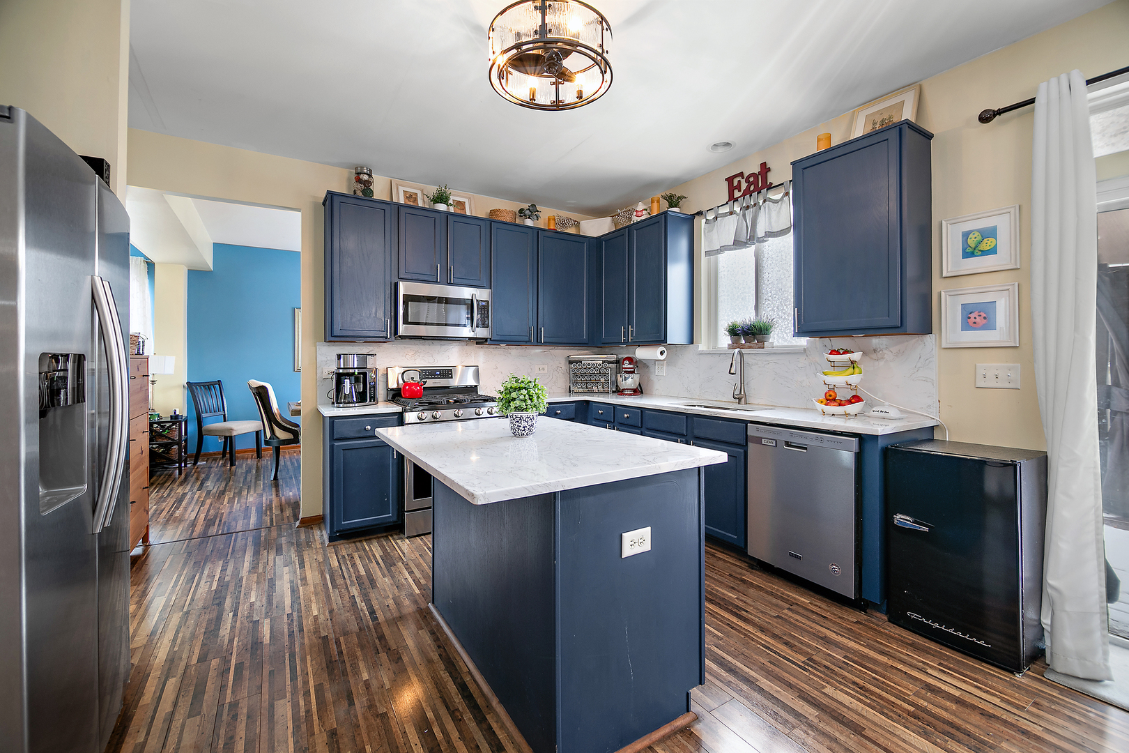 164 S Palmer Drive, Bolingbrook, IL 60490