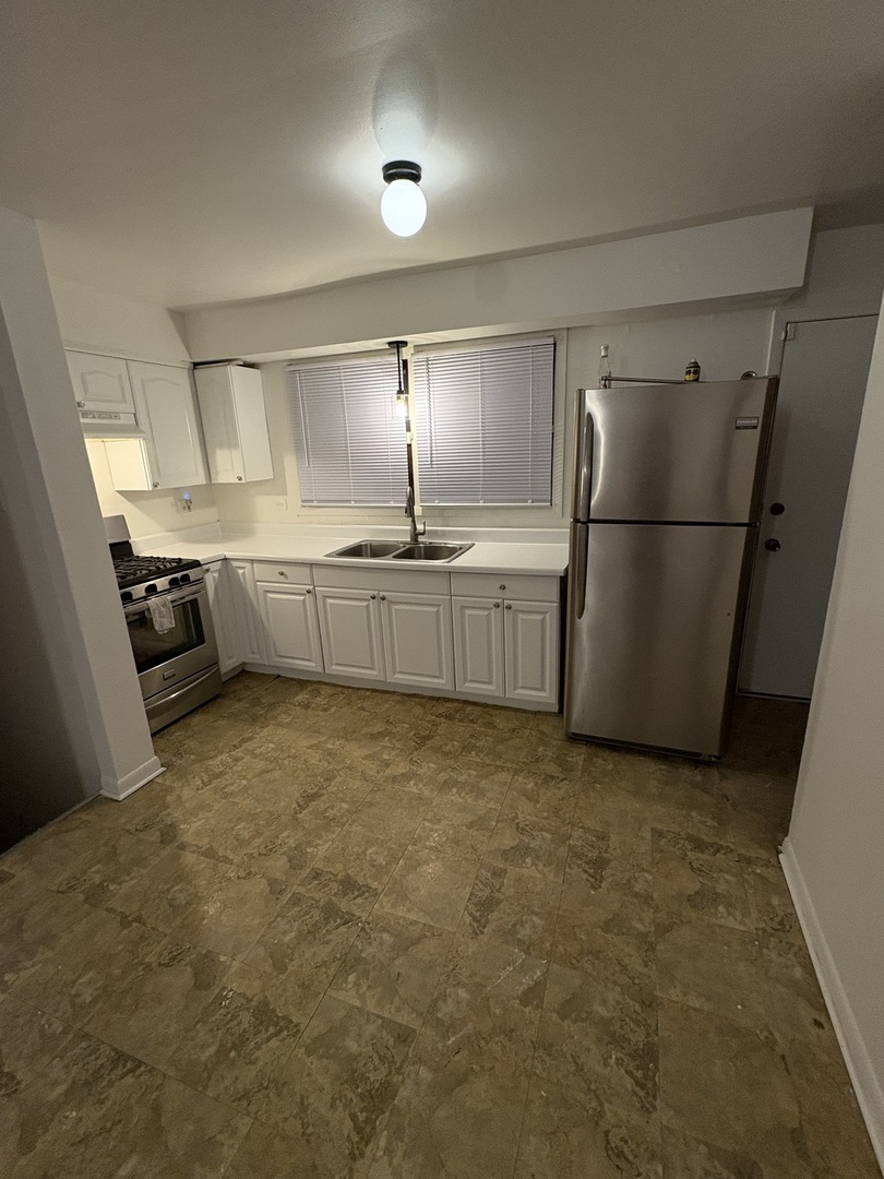 14208 S Lowe Avenue, Riverdale, IL 60827