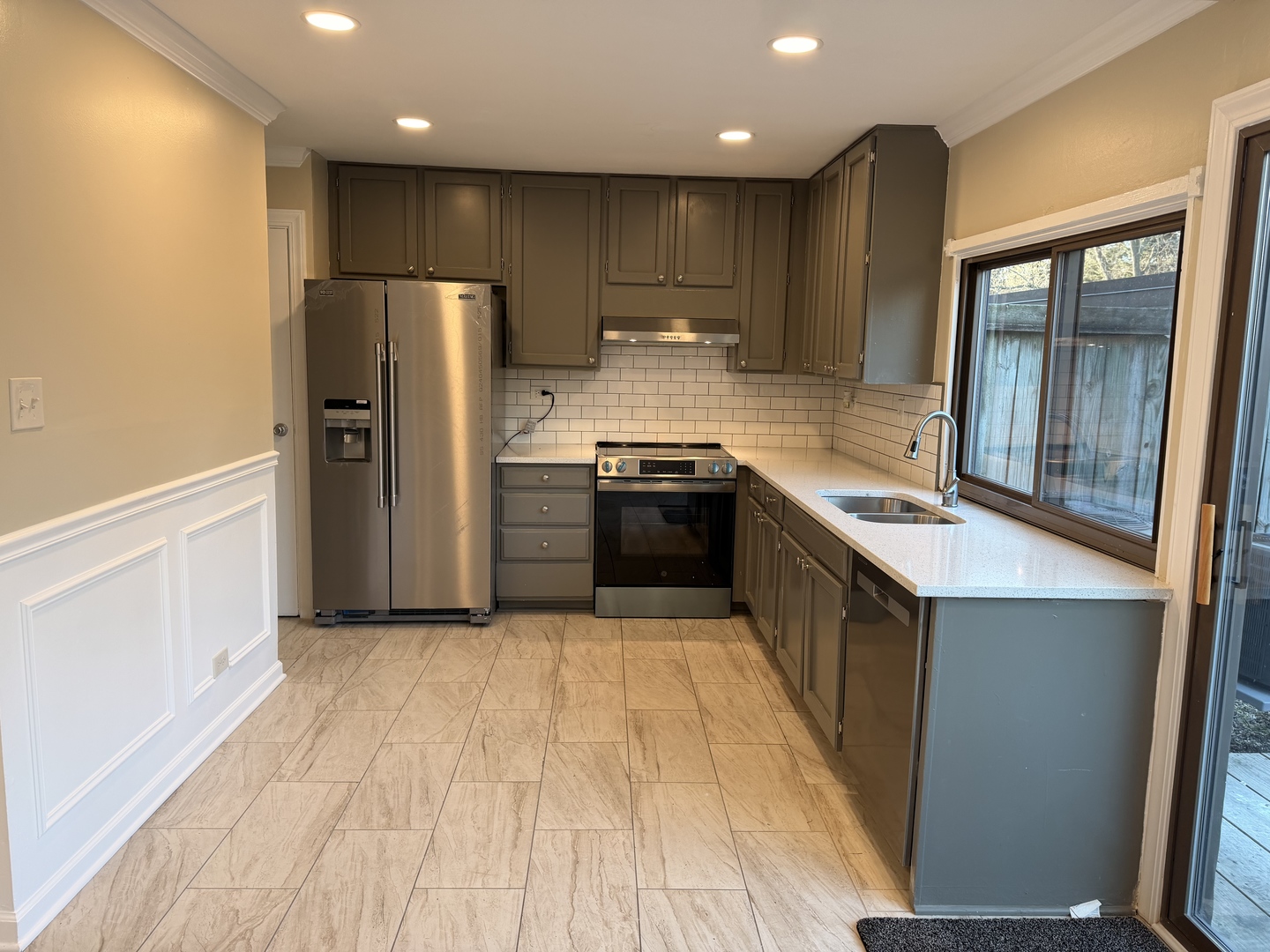 1154 San Simeon Drive, Hanover Park, IL 60133