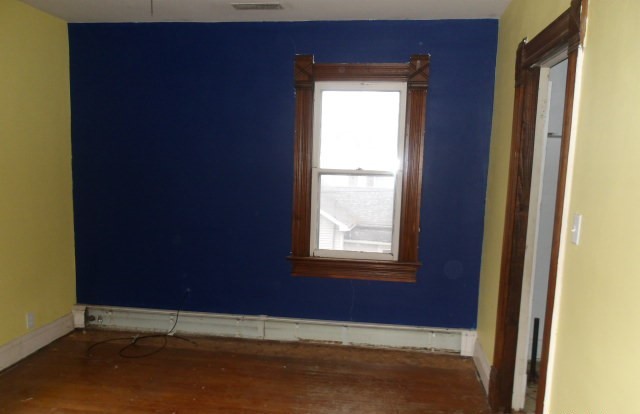 405 S 4th Street, Effingham, IL 62401