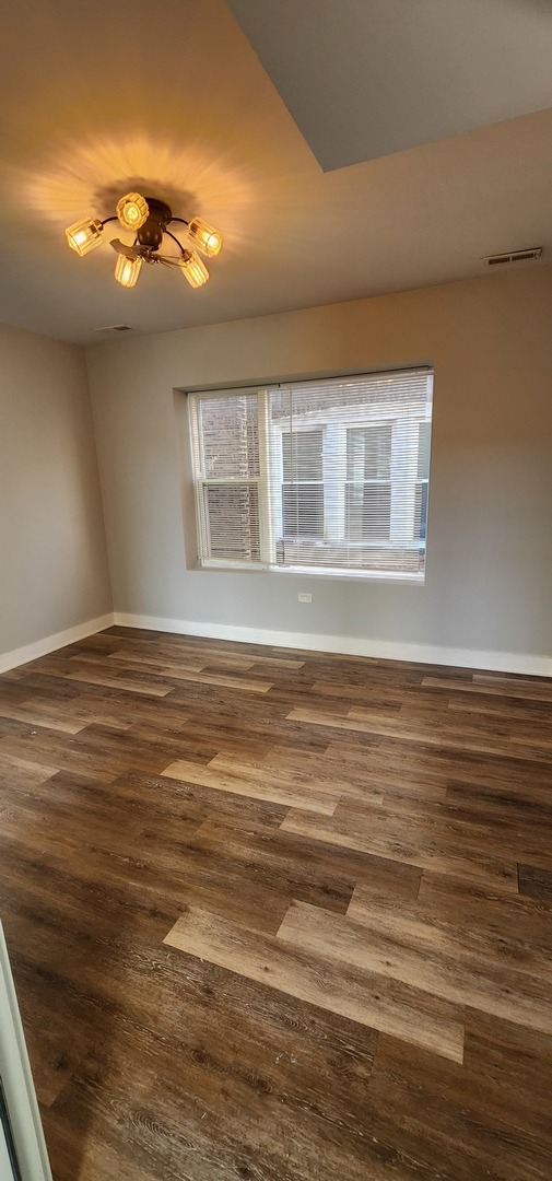 7556 S KENWOOD Avenue #2, Chicago, IL 60619