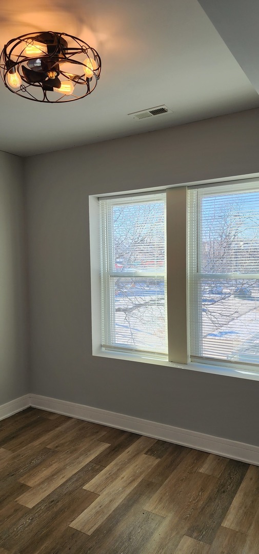 7556 S KENWOOD Avenue #2, Chicago, IL 60619