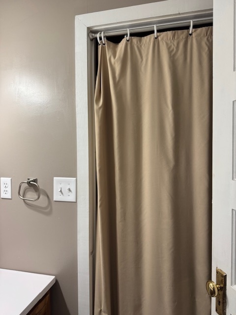 104 W Lincoln Street, Flanagan, IL 61740