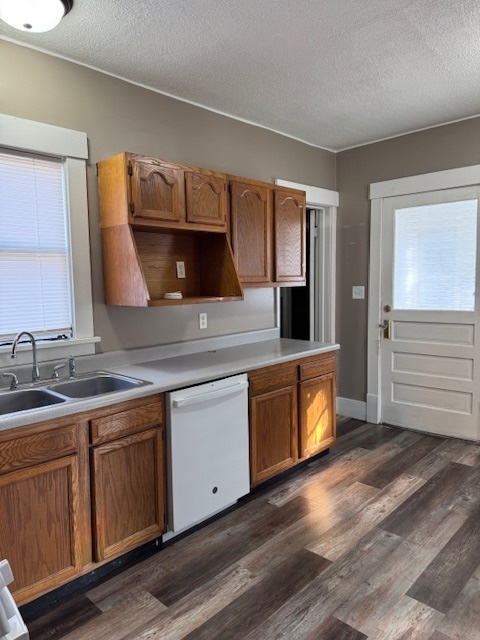 104 W Lincoln Street, Flanagan, IL 61740