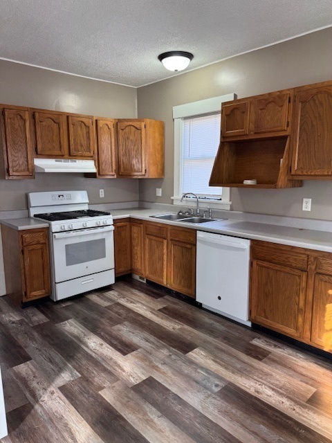 104 W Lincoln Street, Flanagan, IL 61740