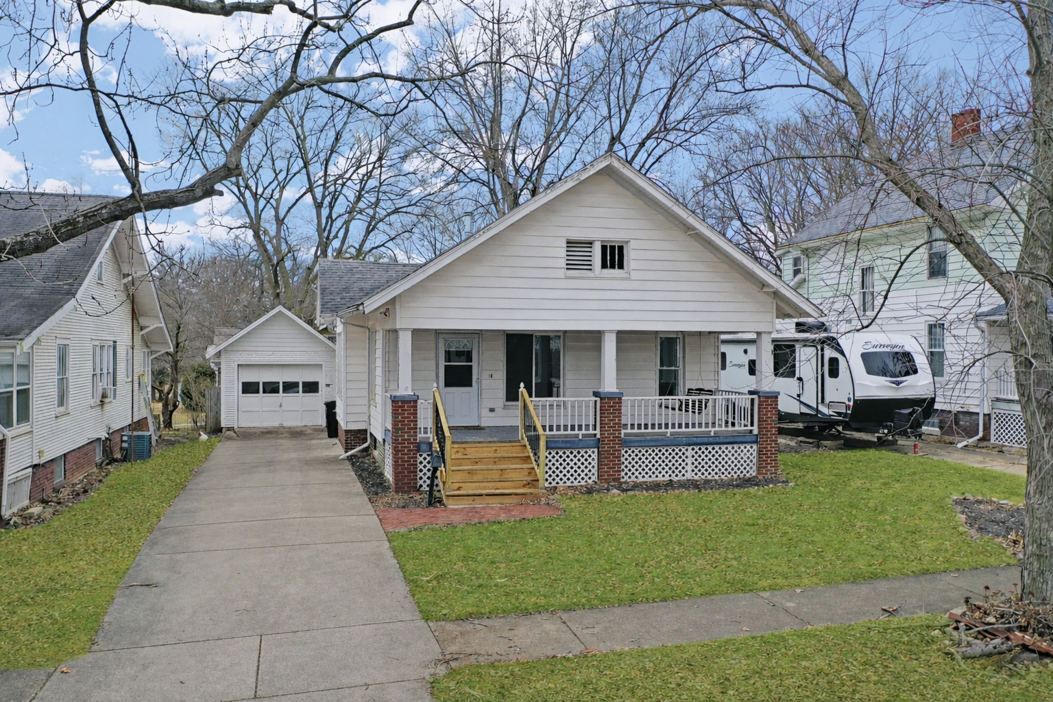 615 N Mulberry Street, Clinton, IL 61727