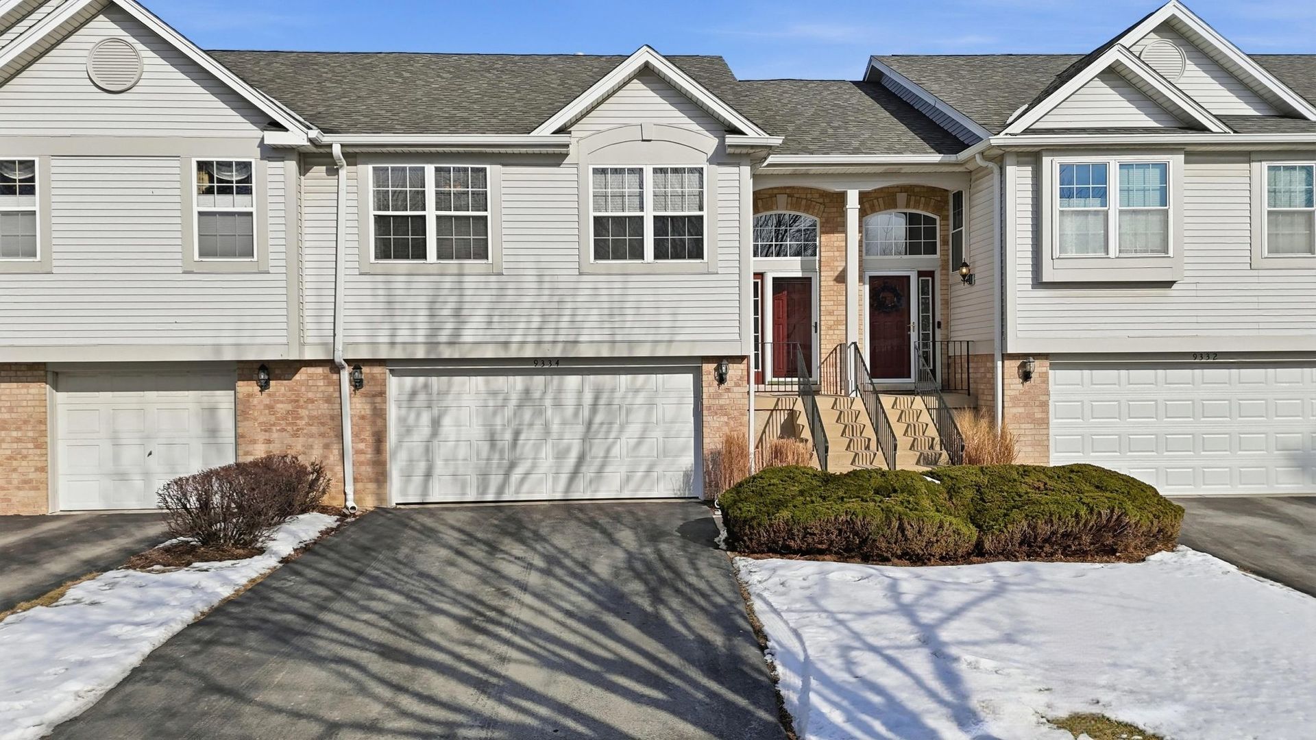 9334 Waterfall Glen Boulevard, Darien, IL 60561