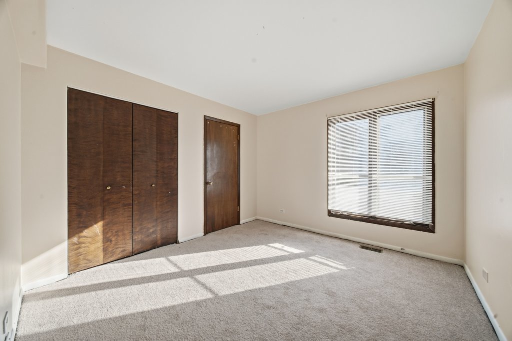 1100 Holbrook Road #D, Homewood, IL 60430