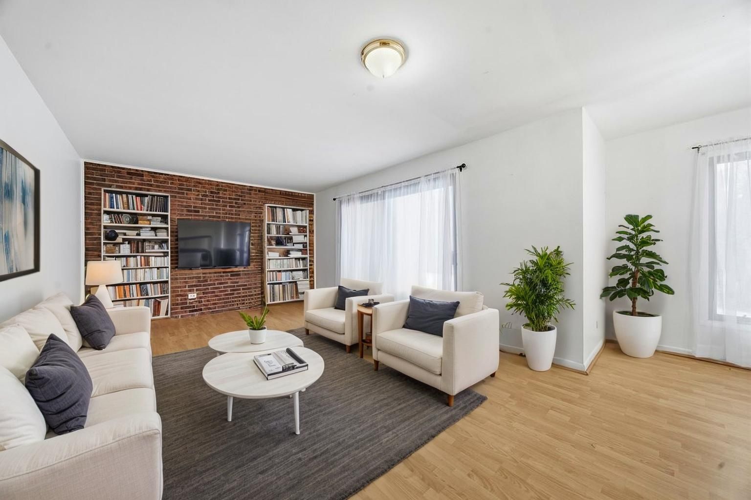 1100 Holbrook Road #D, Homewood, IL 60430