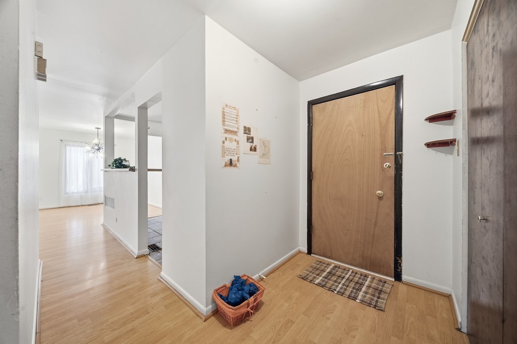 1100 Holbrook Road #D, Homewood, IL 60430