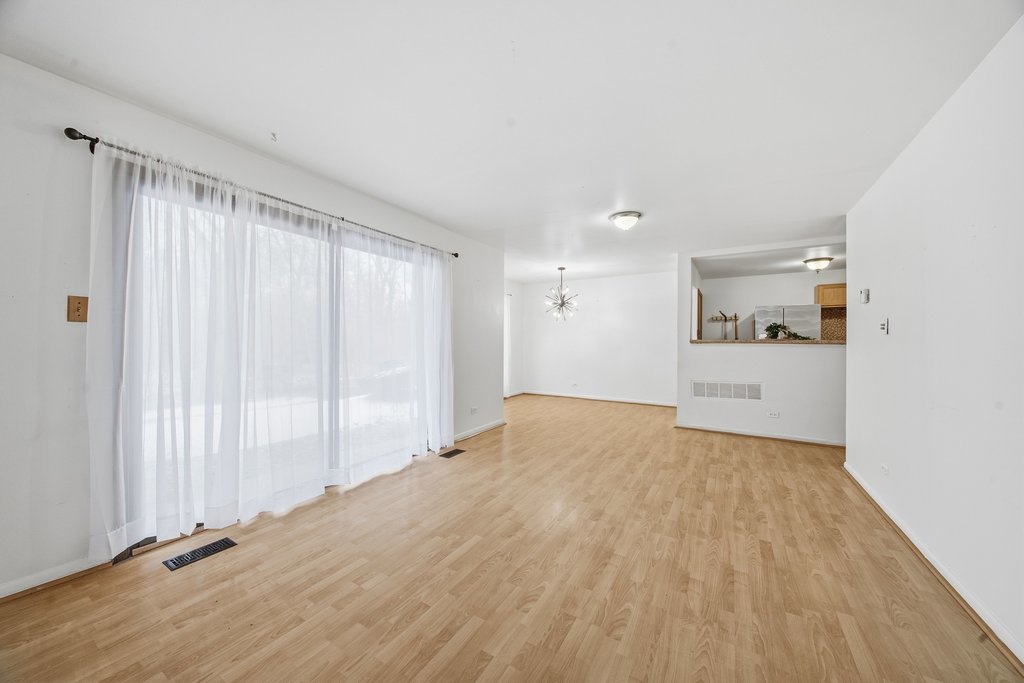 1100 Holbrook Road #D, Homewood, IL 60430