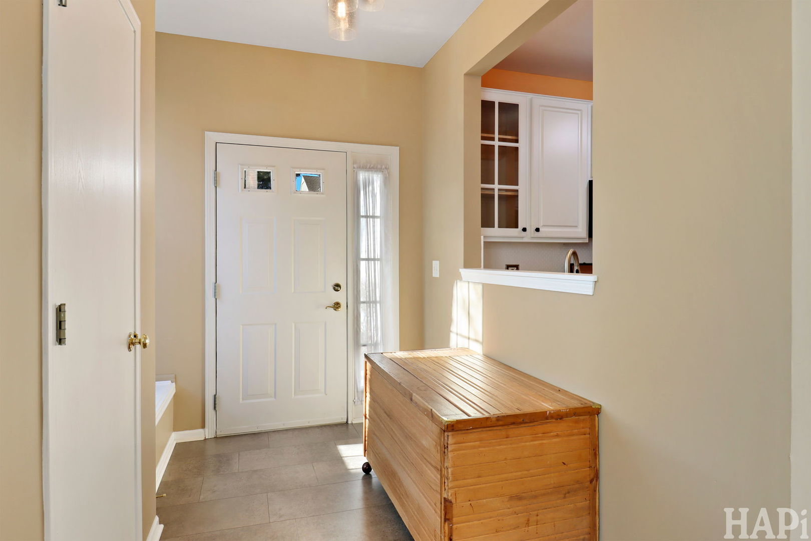 2947 Falling Waters Drive, Lindenhurst, IL 60046