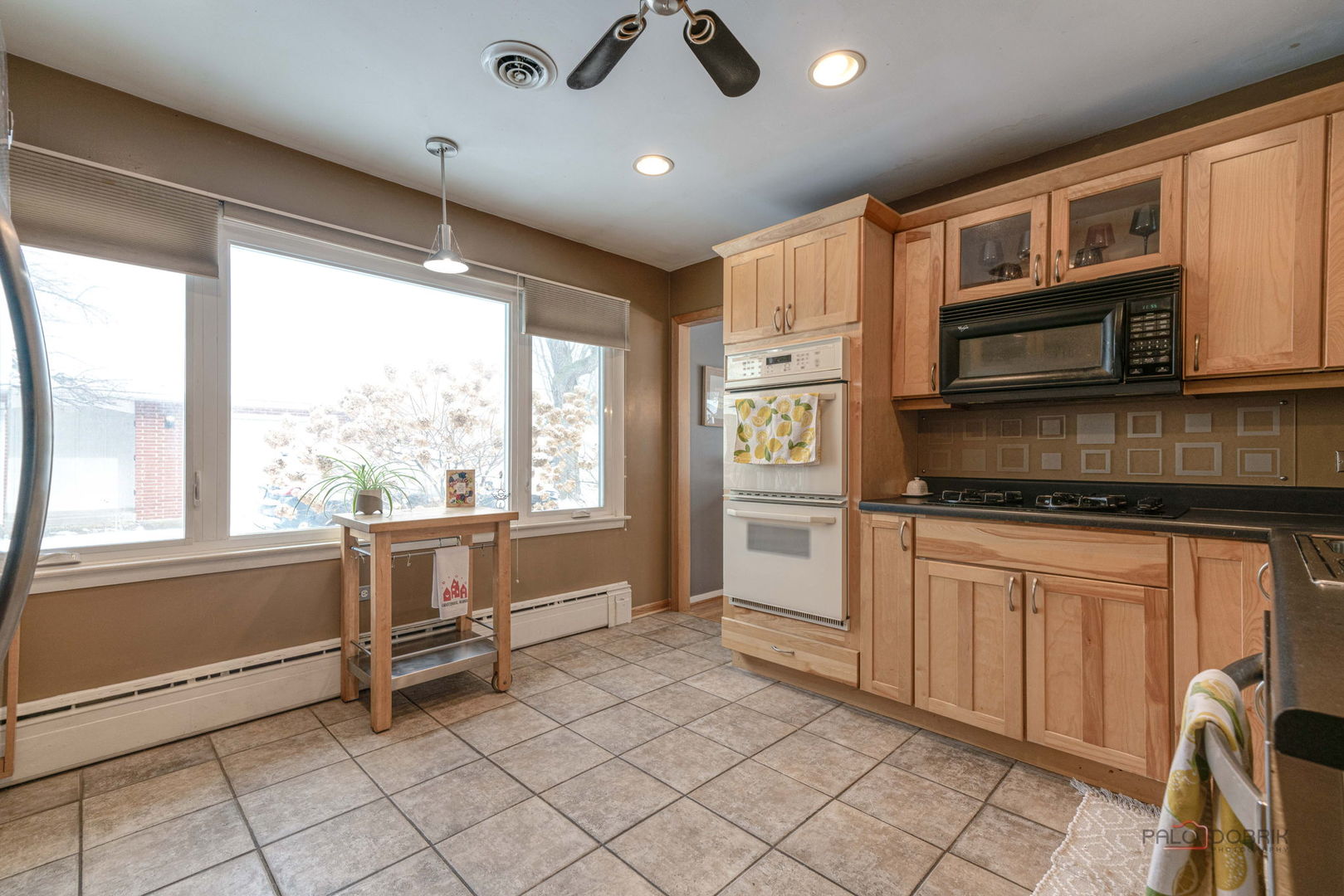 525 Ash Street, Libertyville, IL 60048