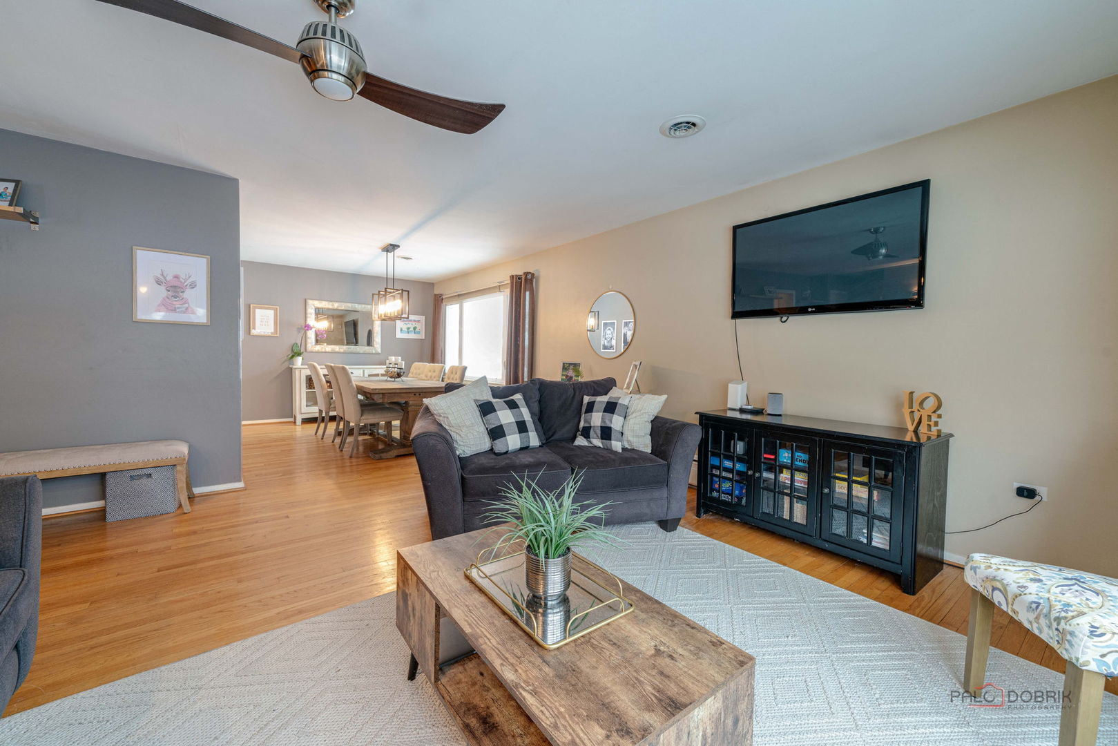 525 Ash Street, Libertyville, IL 60048