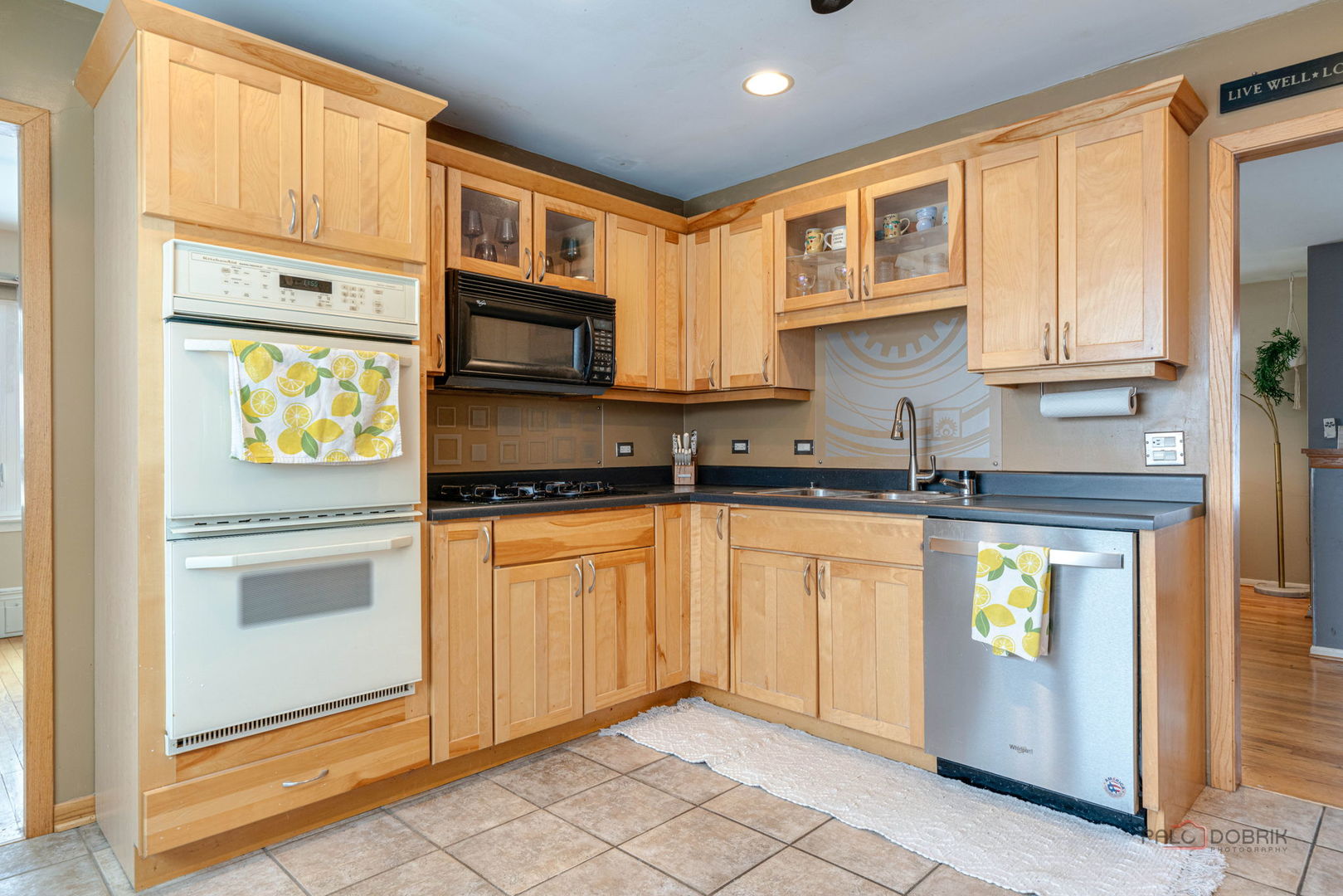 525 Ash Street, Libertyville, IL 60048