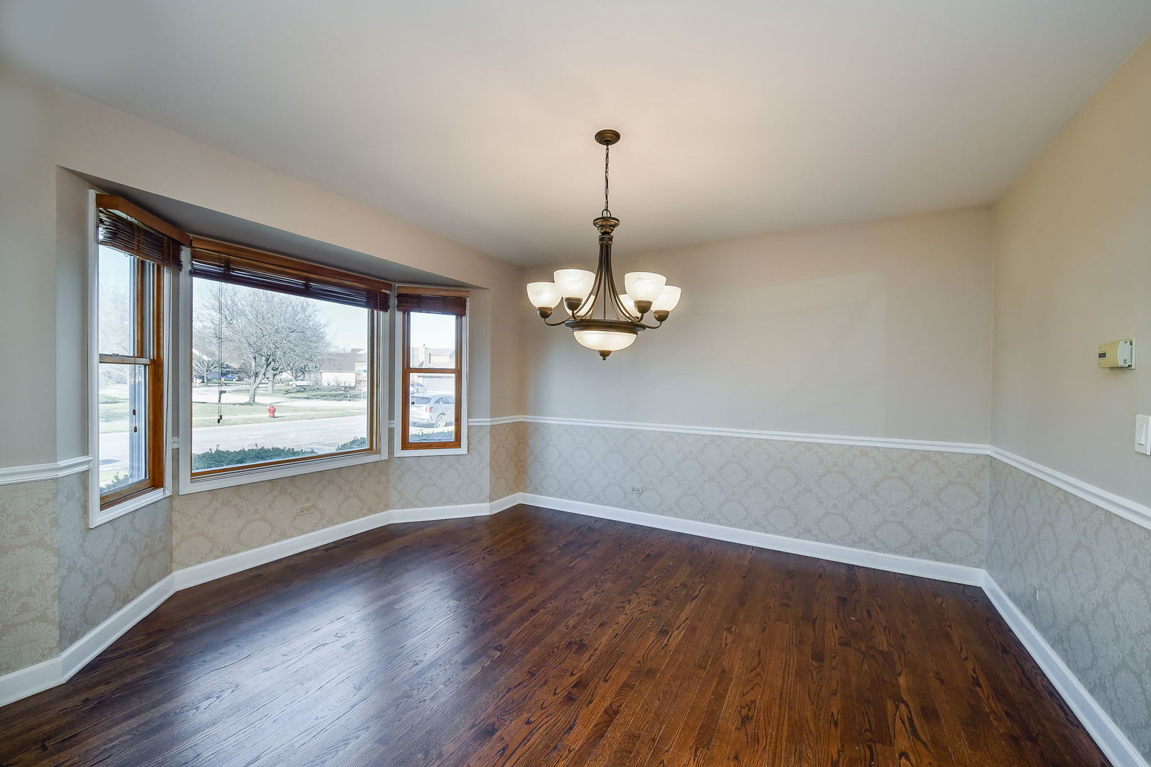 2657 Asbury Drive, Aurora, IL 60504