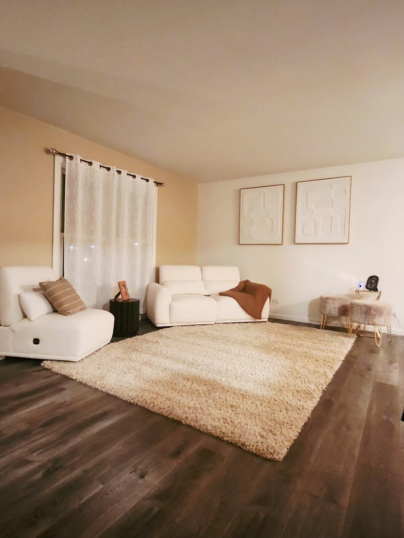 264 Lincoln Drive, Bartlett, IL 60103