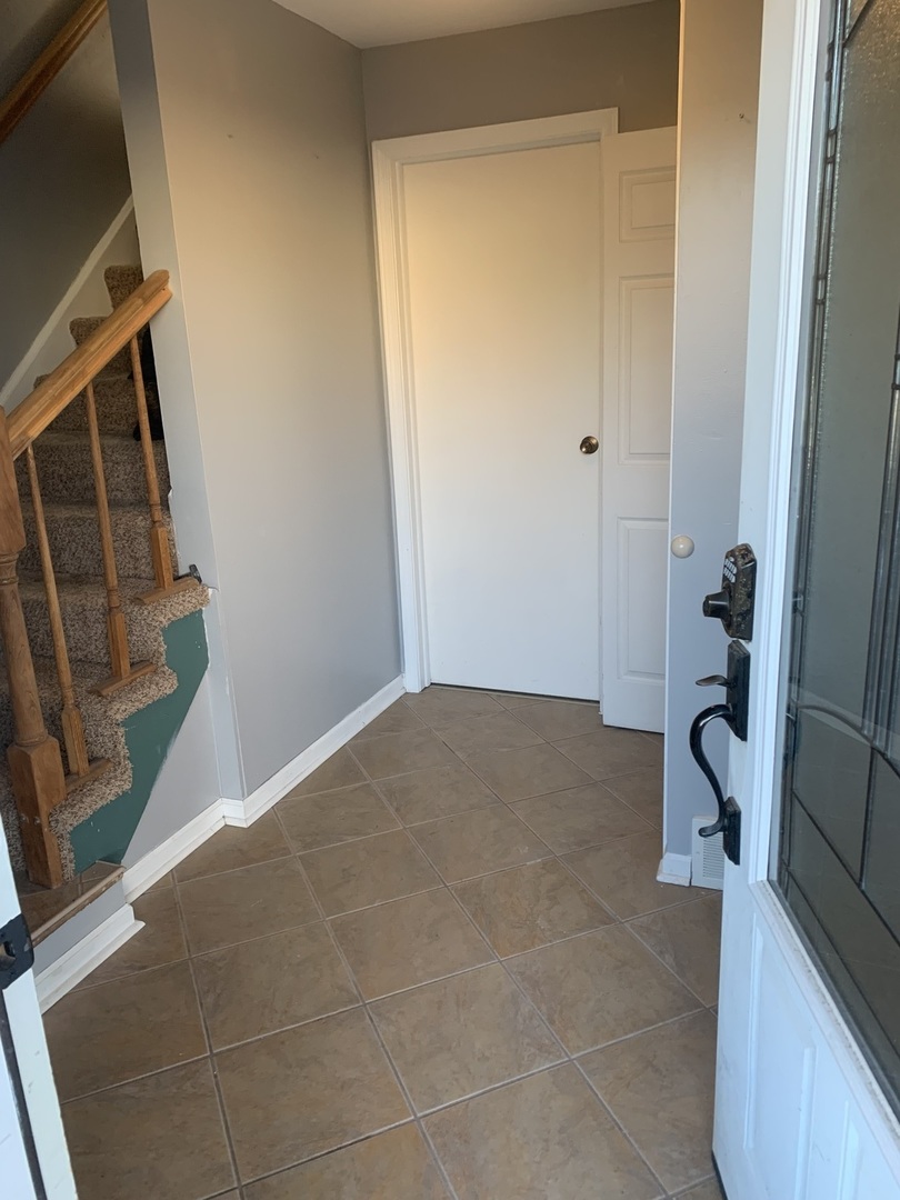 1105 Sandpiper Court, Bartlett, IL 60103