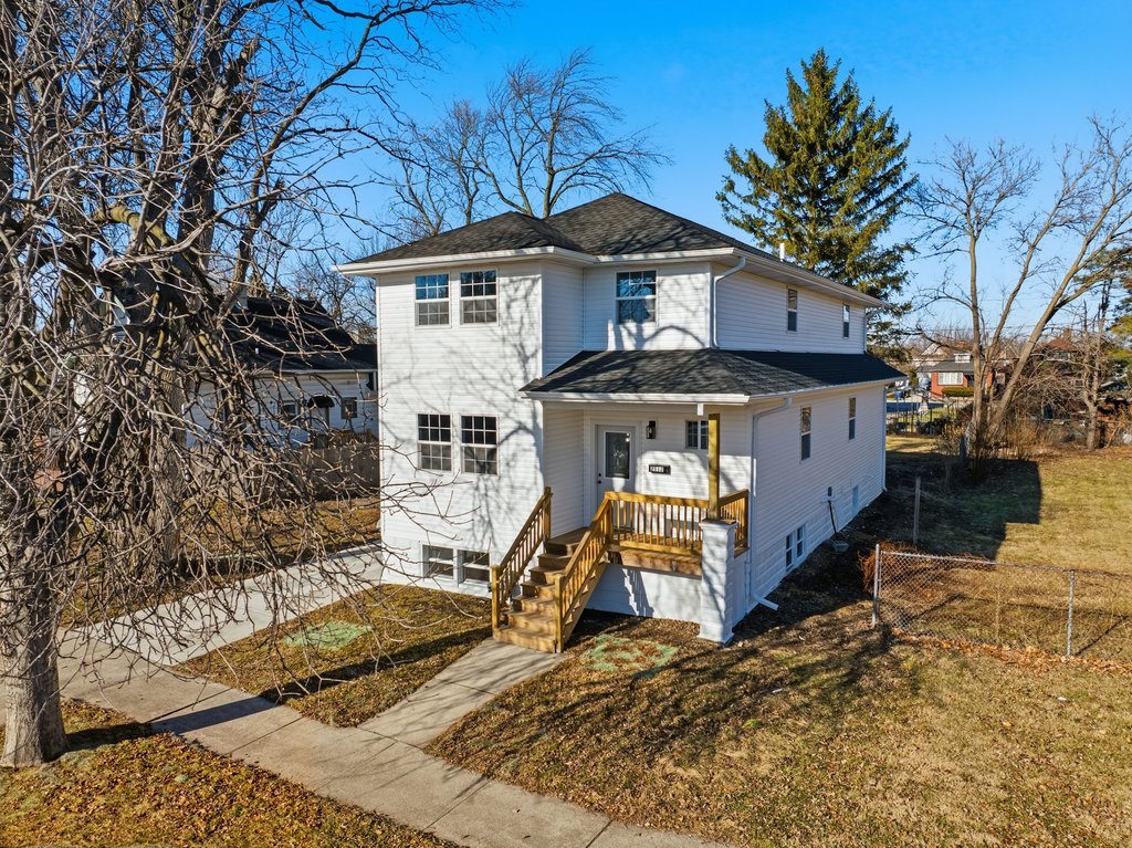 2112 Market Street, Blue Island, IL 60406