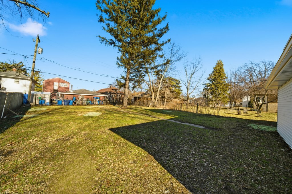 2112 Market Street, Blue Island, IL 60406