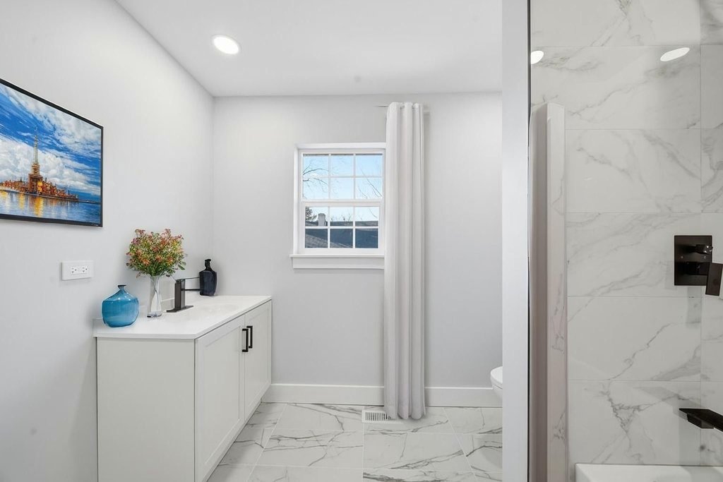 2112 Market Street, Blue Island, IL 60406