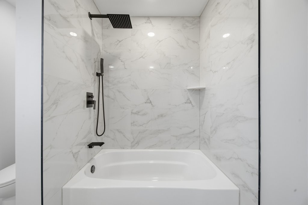 2112 Market Street, Blue Island, IL 60406