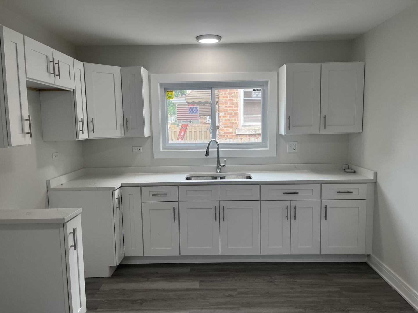 13709 S School Street, Riverdale, IL 60827