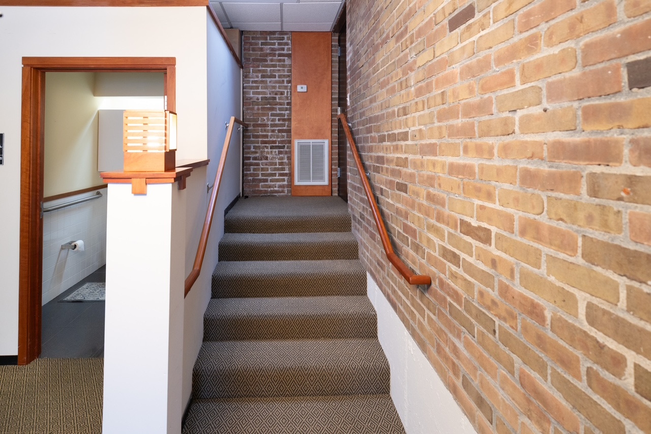 206 E Church Street, Libertyville, IL 60048