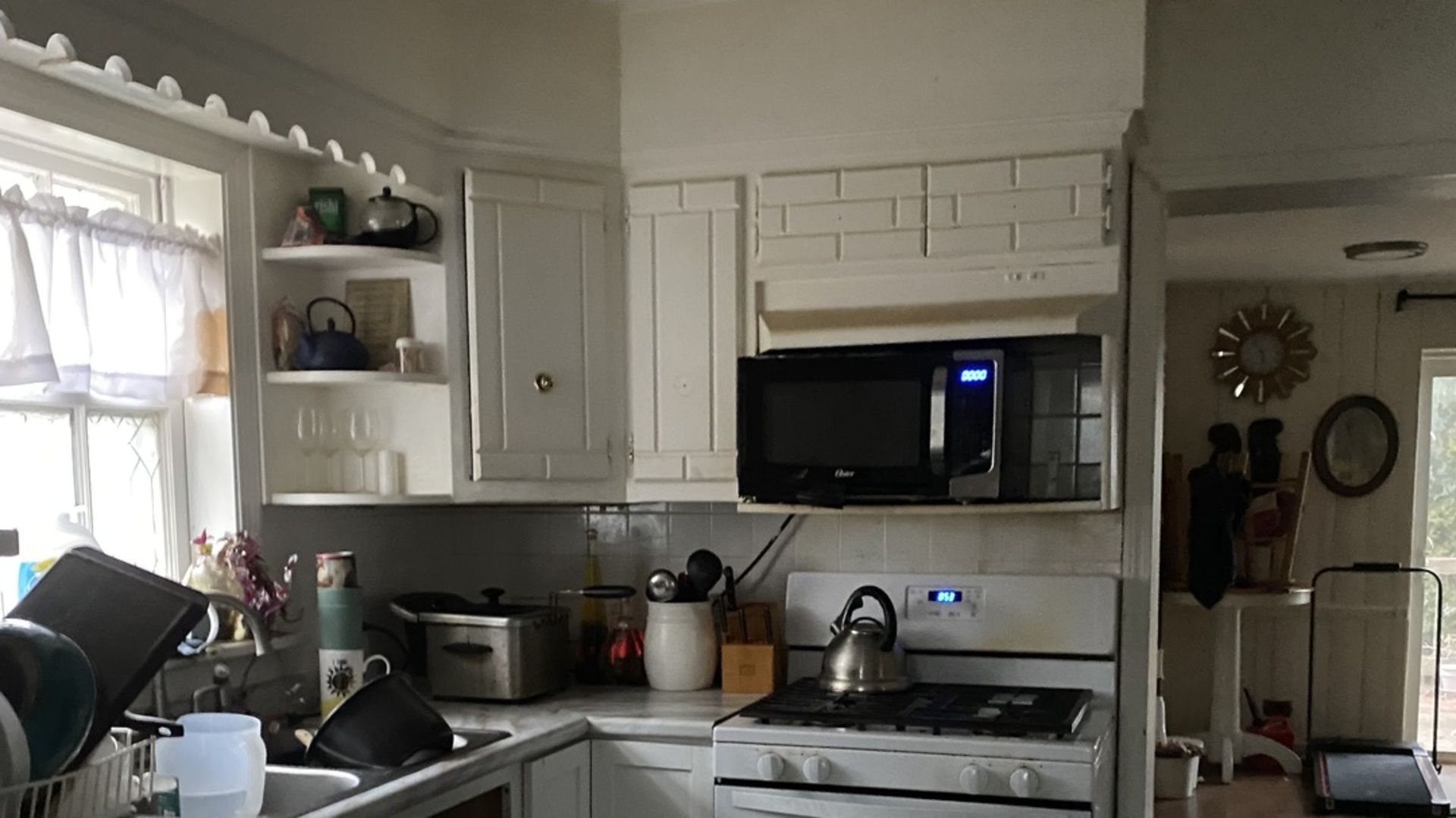 1643 Manchester Avenue, Westchester, IL 60154