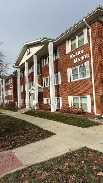 2111 Division Street, Melrose Park, IL 60160