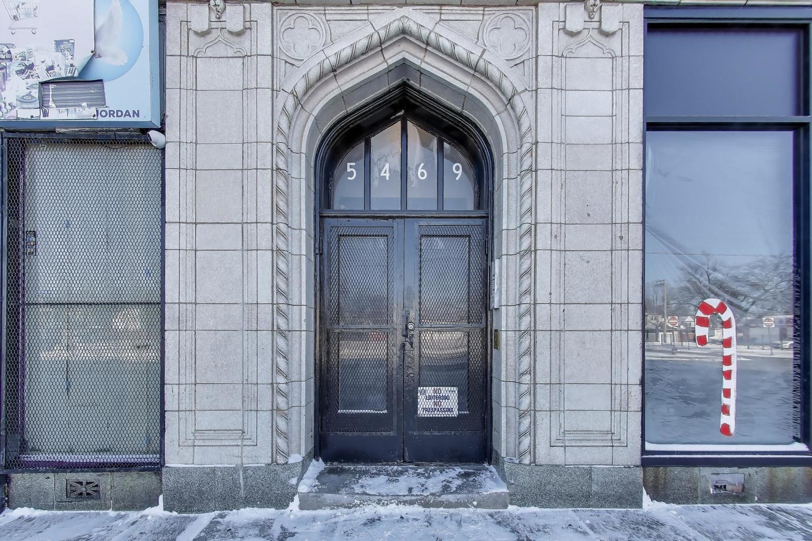 759 N Pine Avenue, Chicago, IL 60644