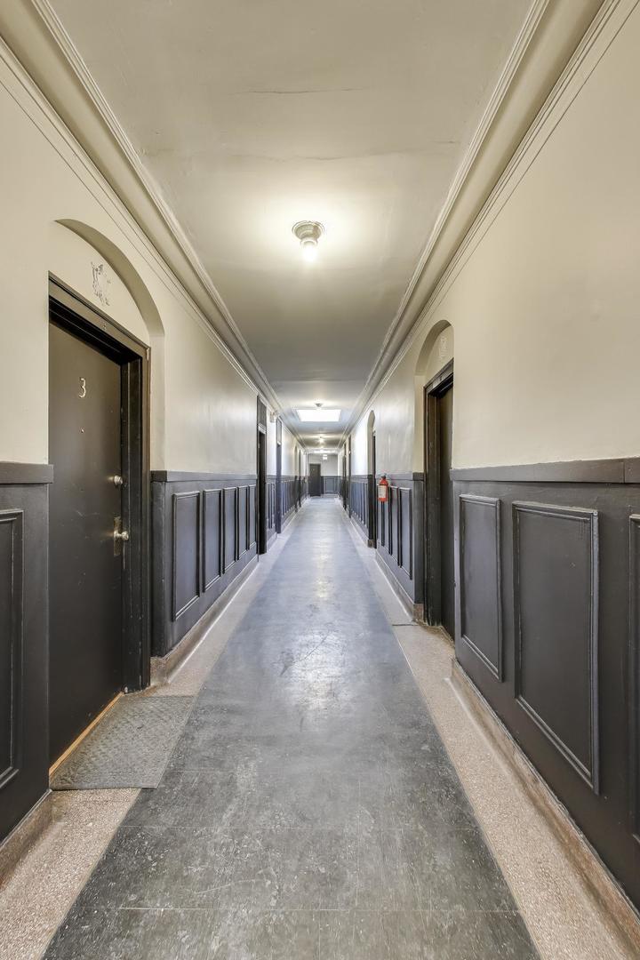 759 N Pine Avenue, Chicago, IL 60644