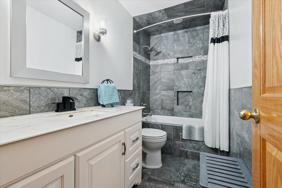 3505 Lyle Lane, Crete, IL 60417