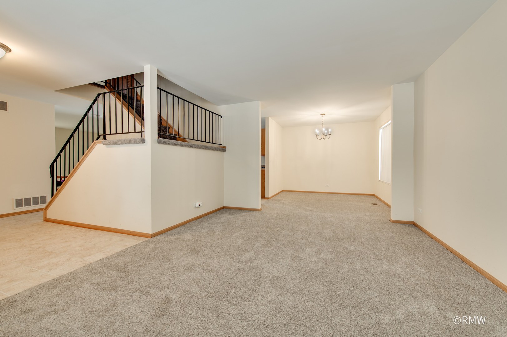 443 Seneca Lane, Bolingbrook, IL 60440