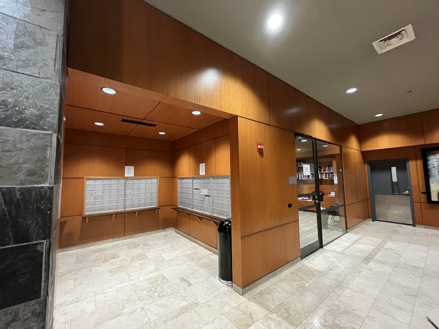 208 W Washington Street #509, Chicago, IL 60606