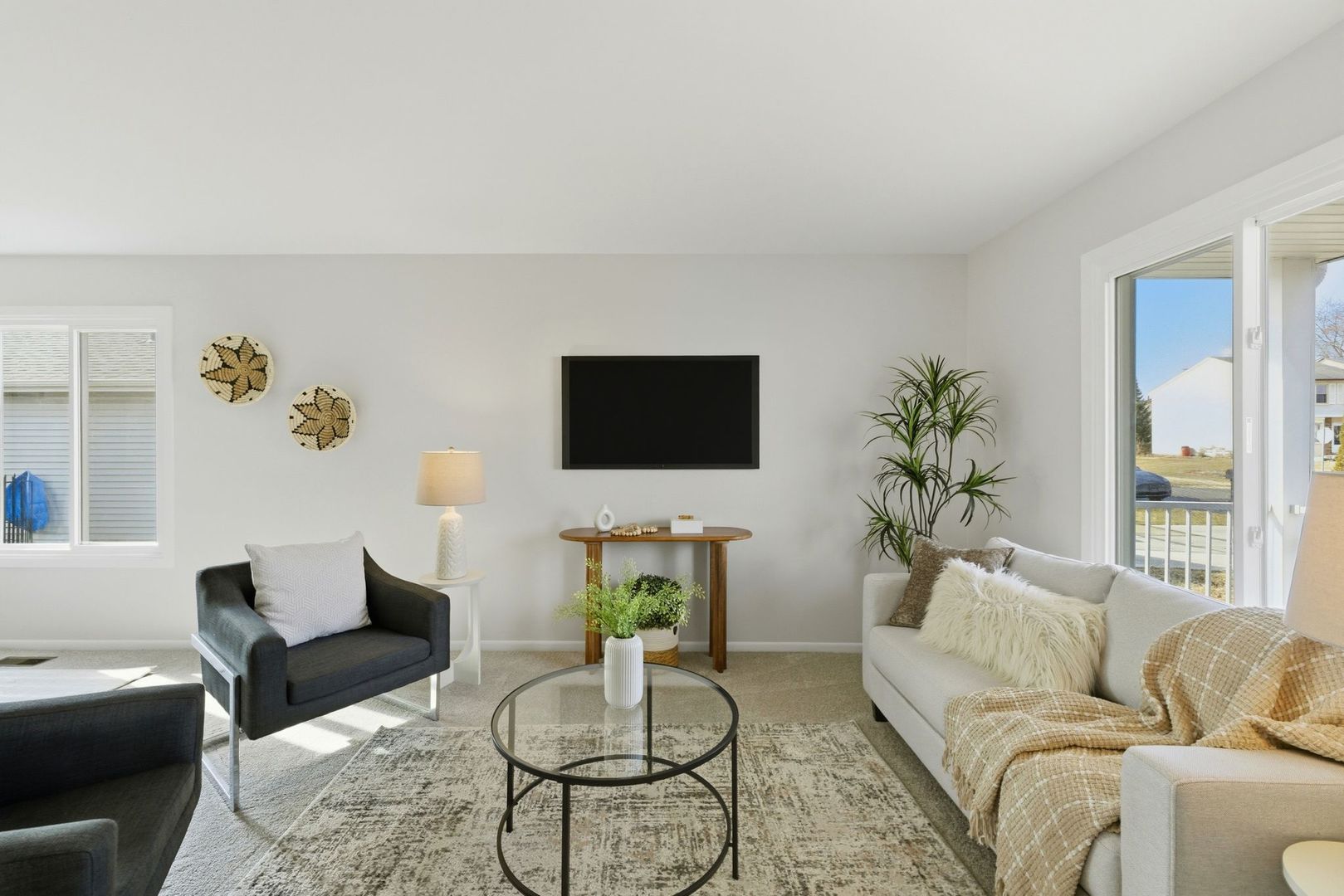 1328 Big Horn Trail, Carol Stream, IL 60188