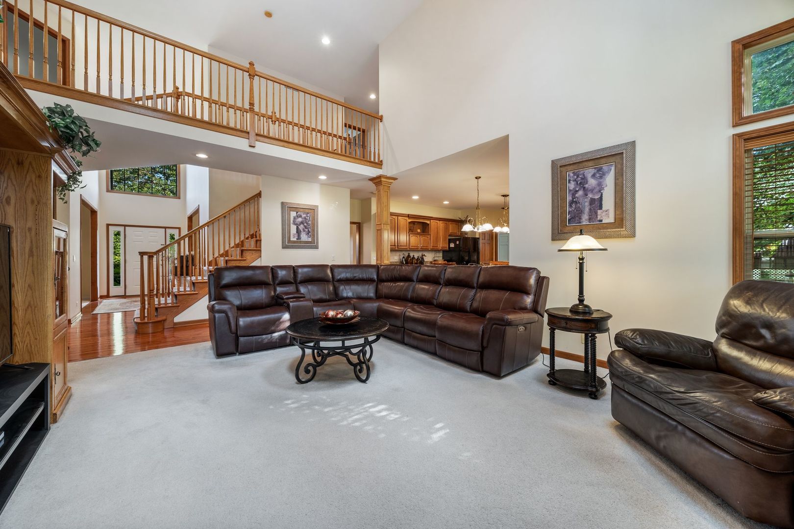 238 Willowwood Drive, Oswego, IL 60543