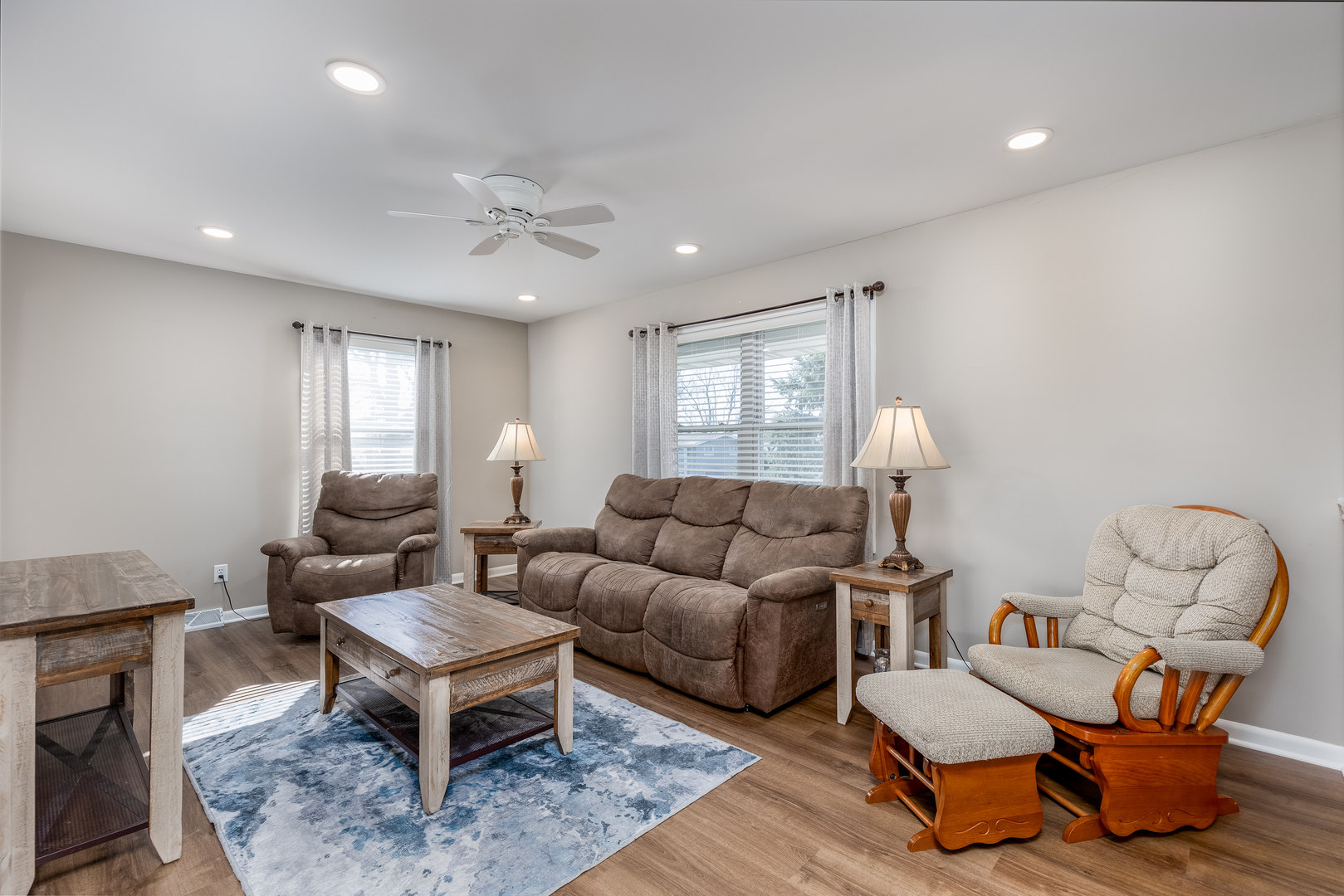 4 Maplewood Lane, Ottawa, IL 61350