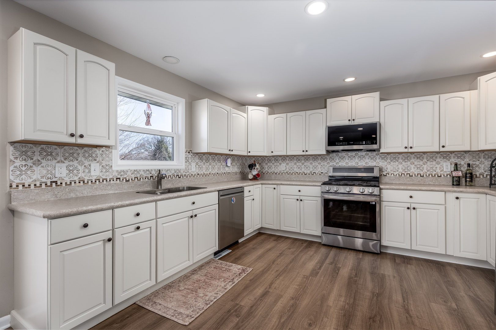 4 Maplewood Lane, Ottawa, IL 61350