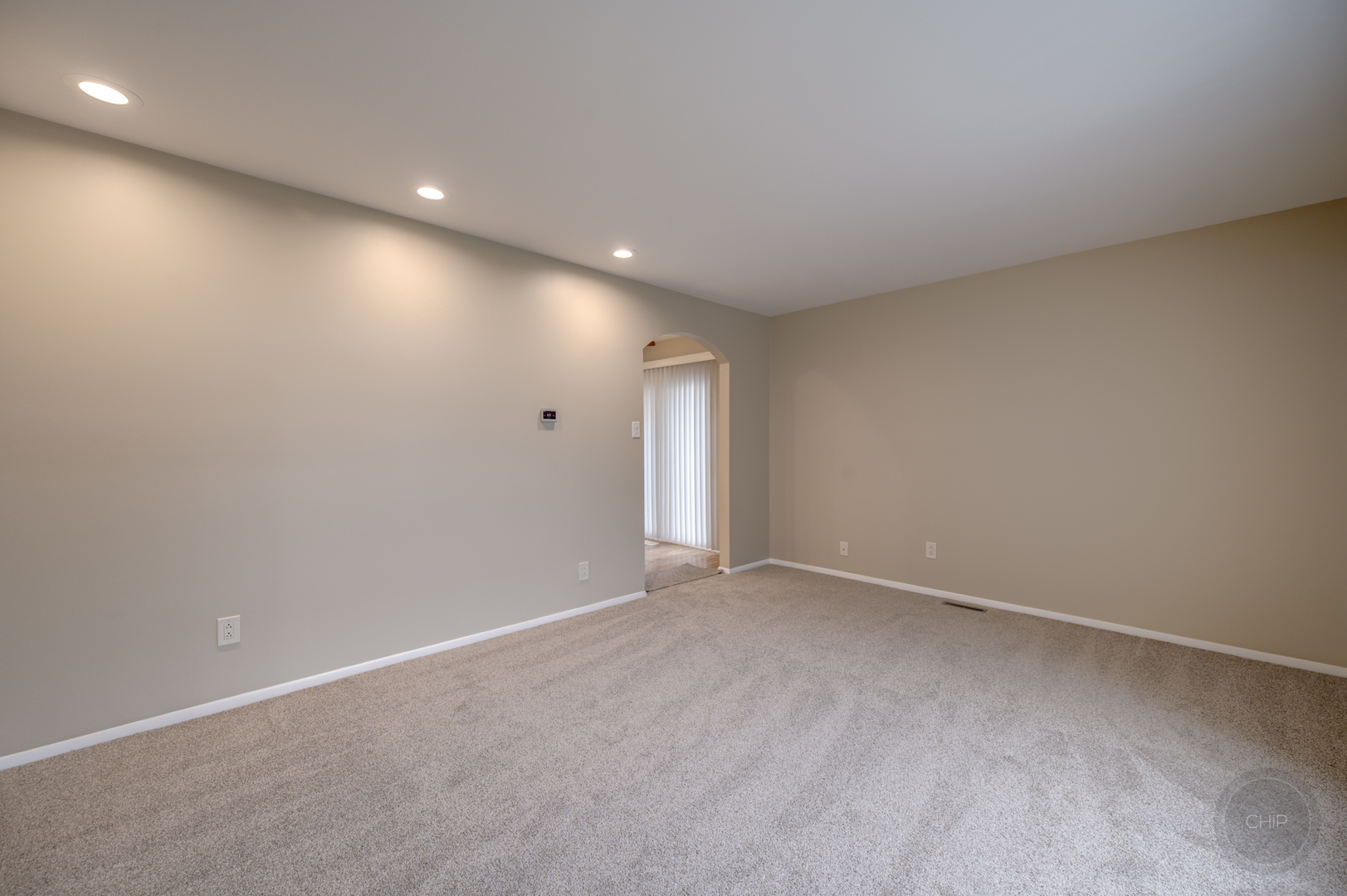 46 Ingleshire Road, Montgomery, IL 60538