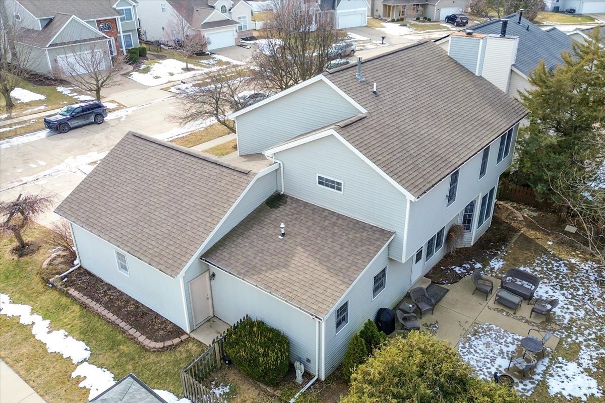 8 Minks Court, Bloomington, IL 61704