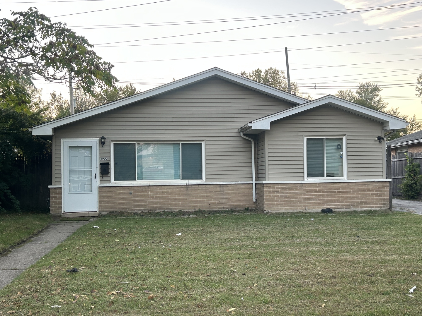 1222 Balmoral Avenue, Calumet City, IL 60409