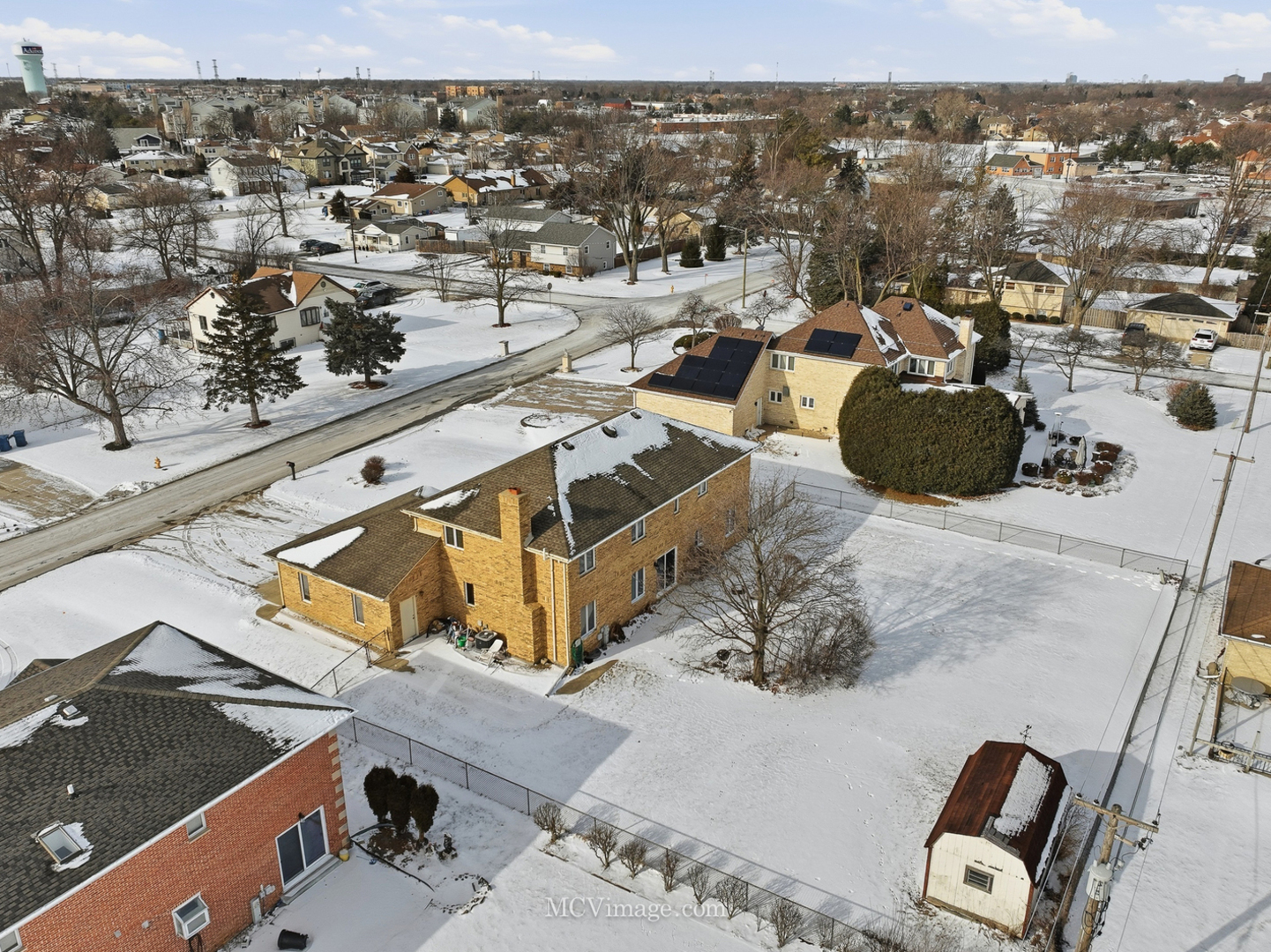 729 N 8th Avenue, Addison, IL 60101