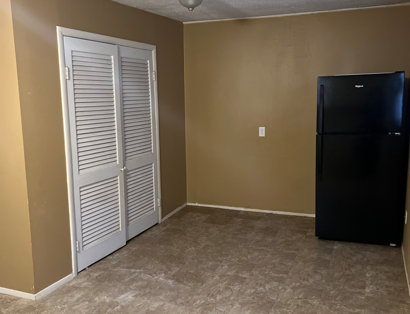 708 N Madison Street, Lincoln, IL 62656