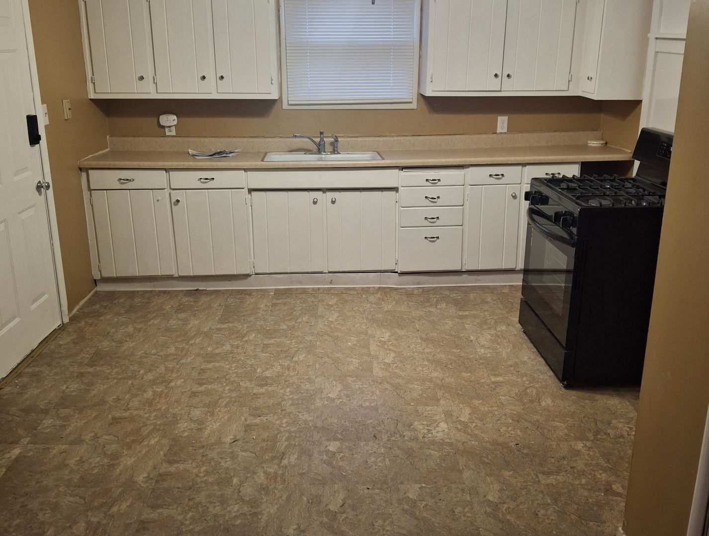 708 N Madison Street, Lincoln, IL 62656