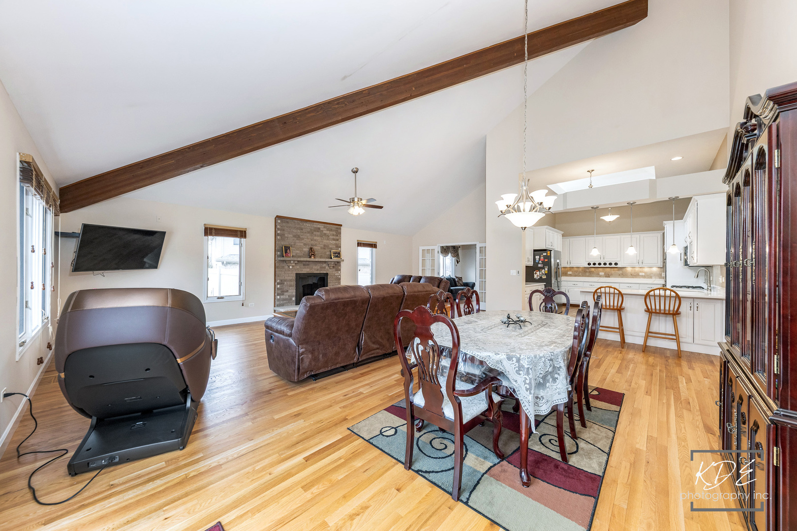 9361 Keswick Drive, Woodridge, IL 60517