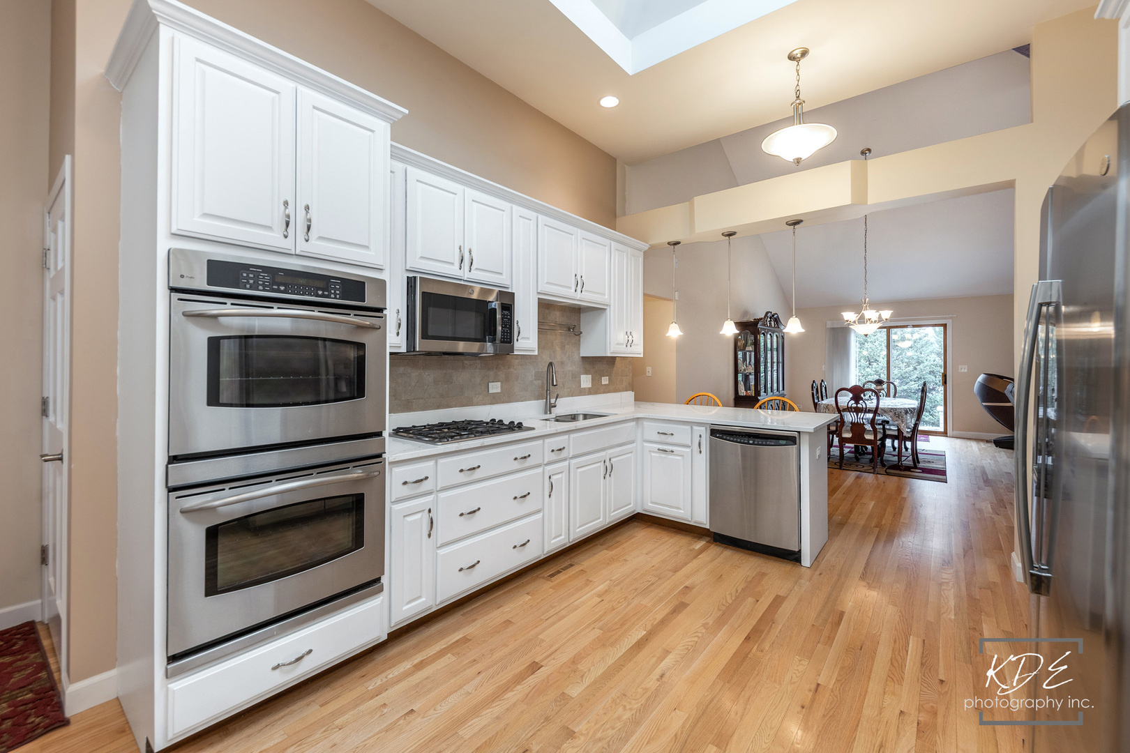 9361 Keswick Drive, Woodridge, IL 60517