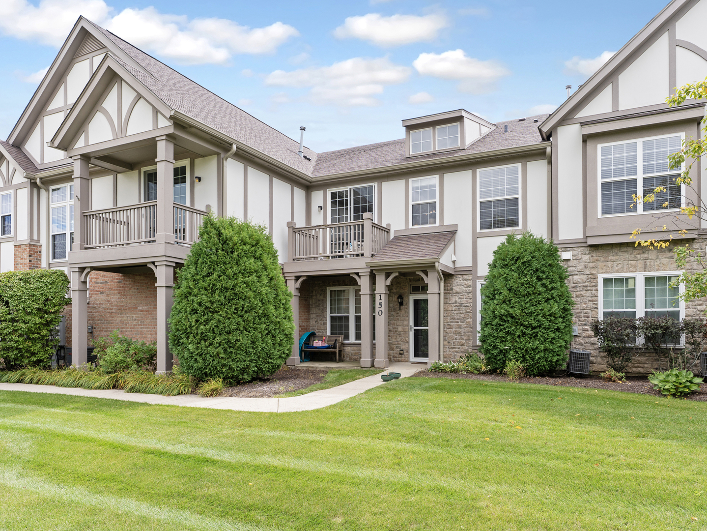 880 June Terrace #270, Lake Zurich, IL 60047