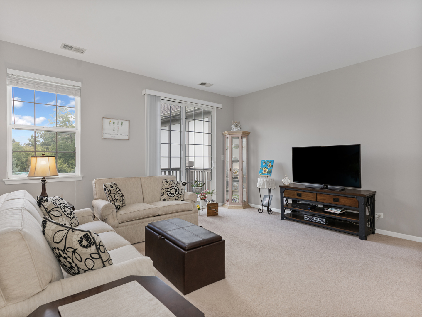 880 June Terrace #270, Lake Zurich, IL 60047