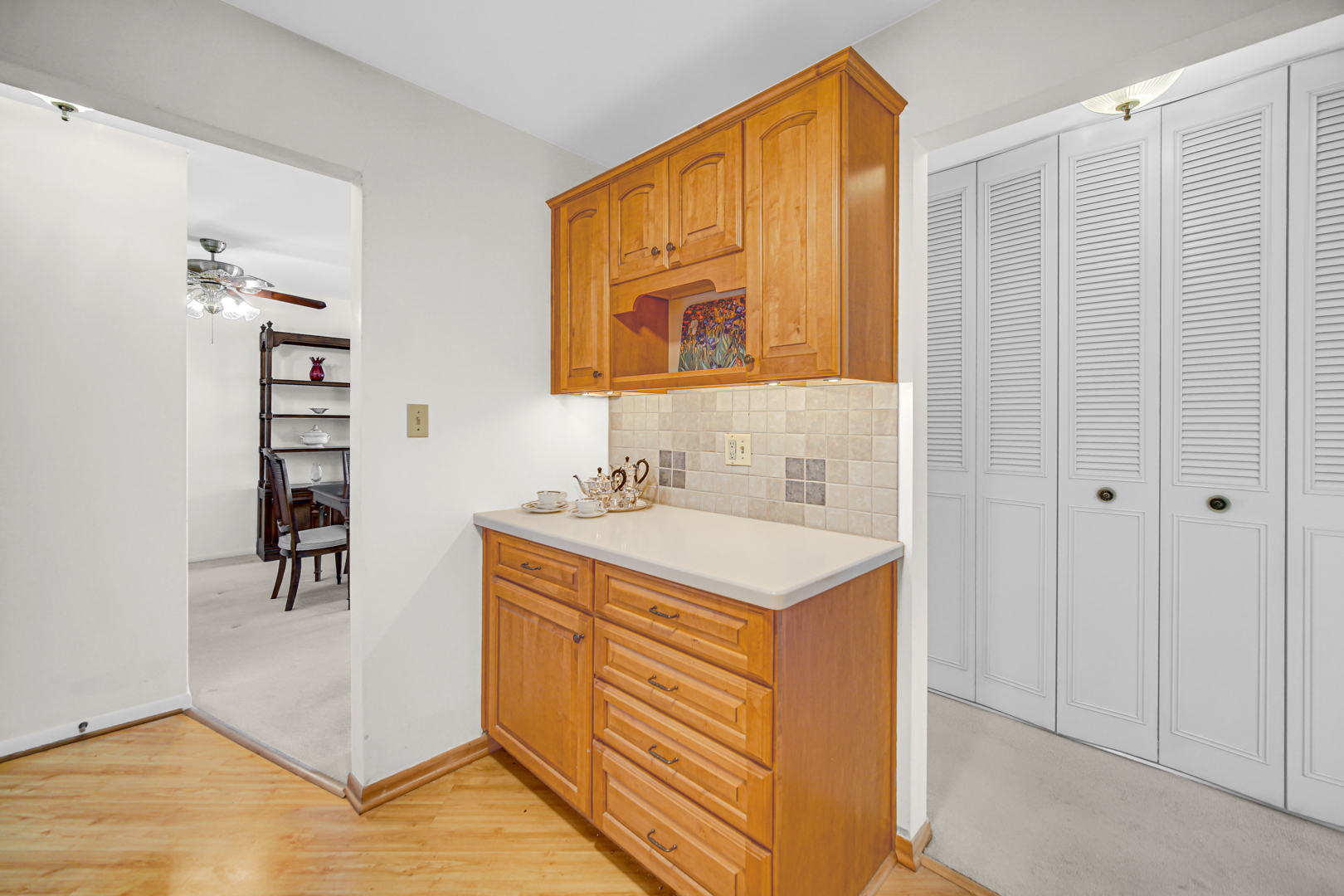 900 E Wilmette Road #406, Palatine, IL 60074